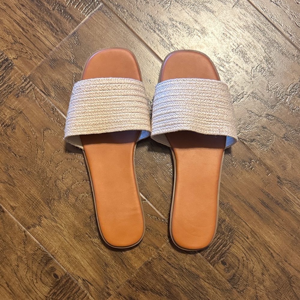 WORN ONCE Amazon Cream and Tan Slide Sandals